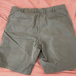 Gap shorts never worn